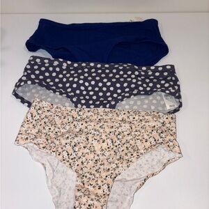 Superchill by Aerie 3 Panties Size Large NWT